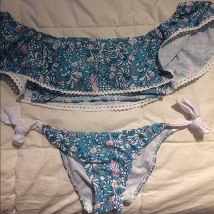 Off the shoulder floral bikini